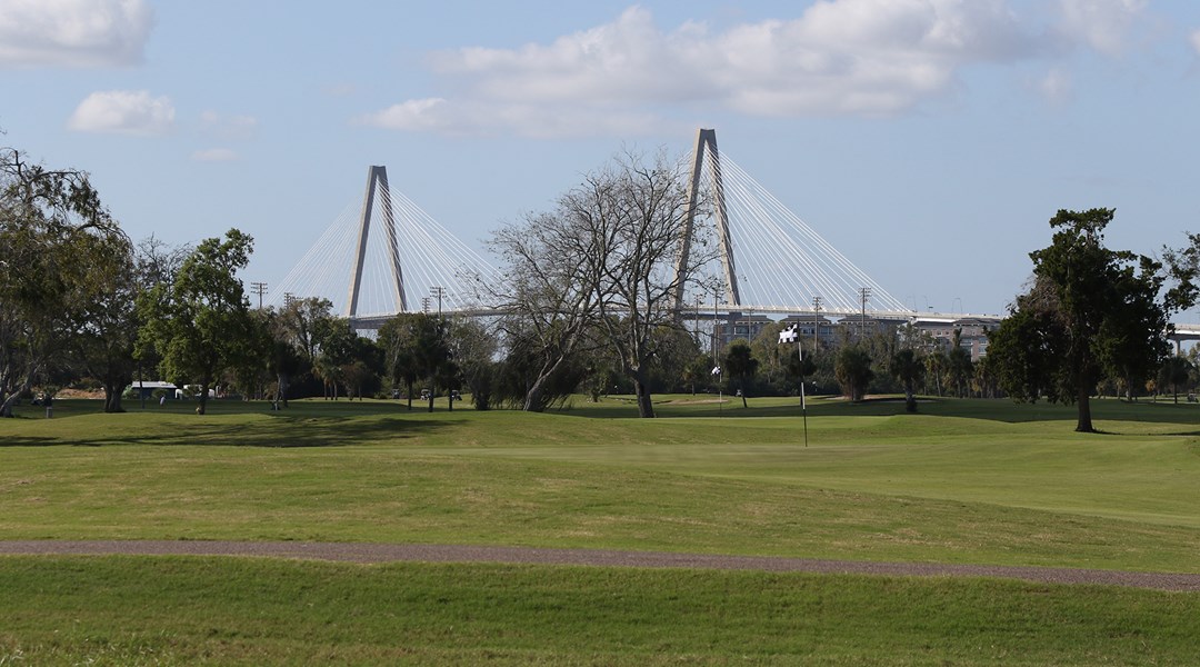 Patriots_Point_Ravenal