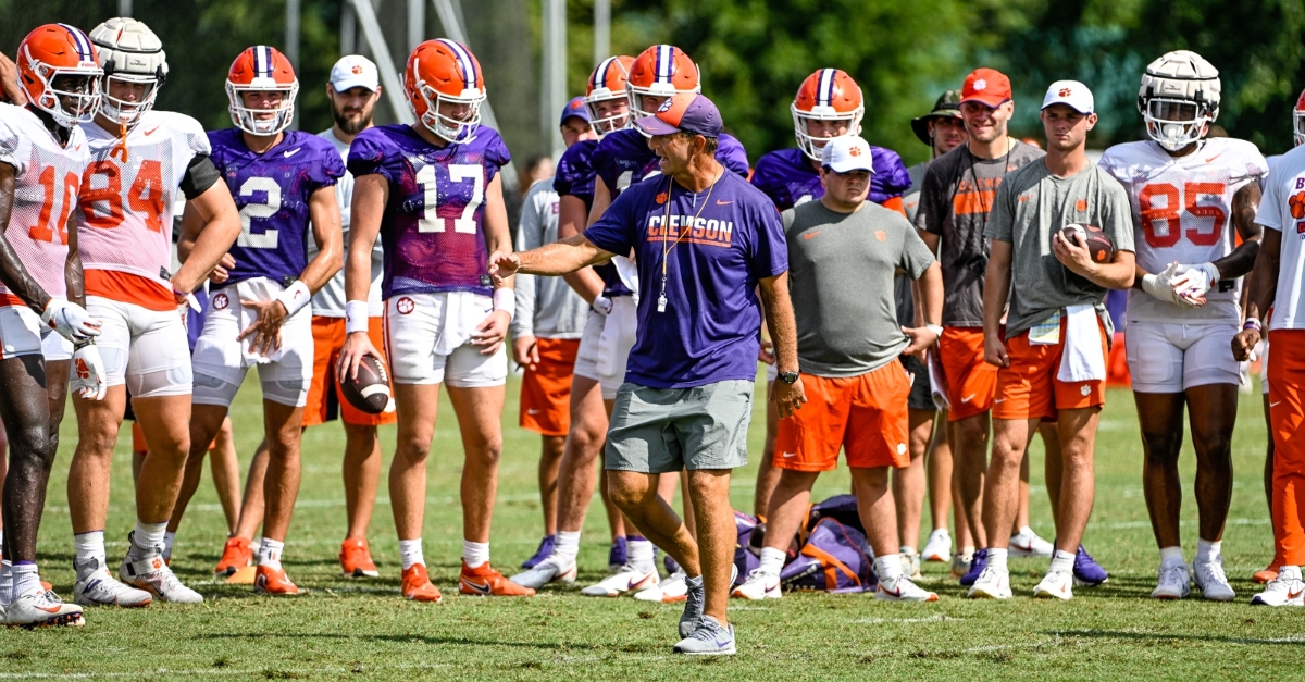 swinney-dabo-practice-yell