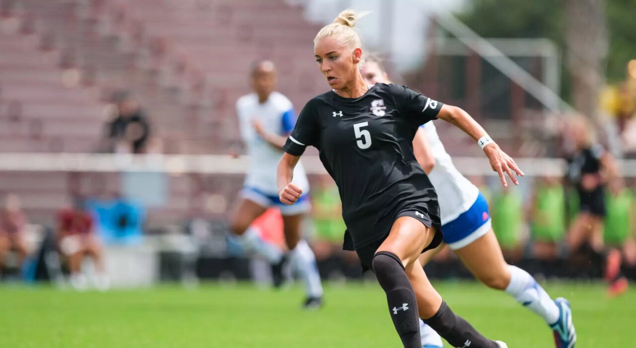 20240915_CofC_WSOC_vs_UWG_MAV_0028