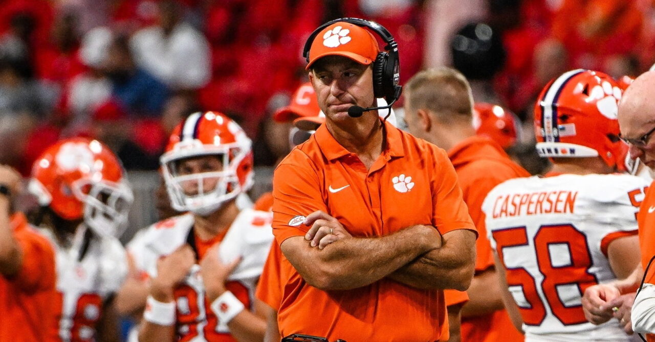 dabo-armscrossed-uga