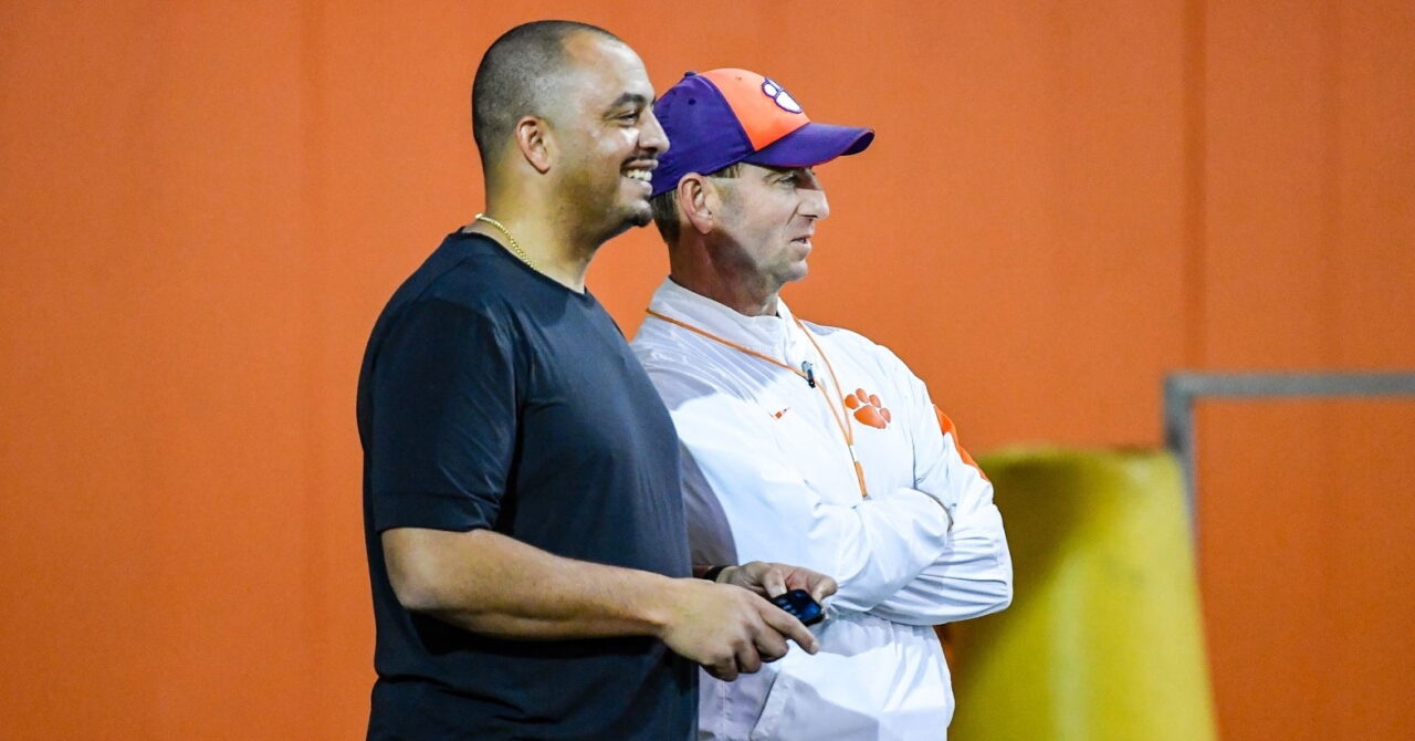 elliott-dabo-file