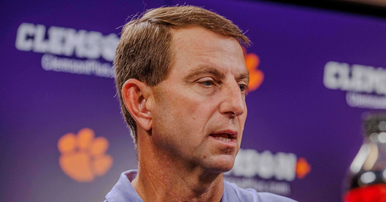 swinney-dabo-tooclose