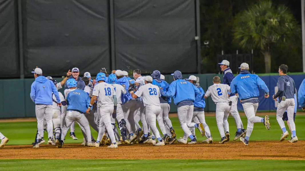 Walk_off_against_Mercer